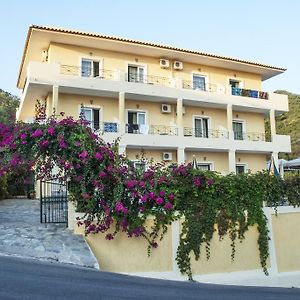 Alonakia Hotel